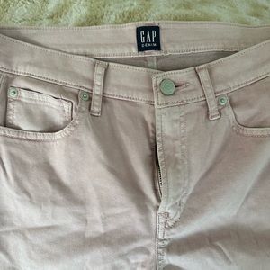 Pale pink Gap jeans. Worn once or twice, like new condition.